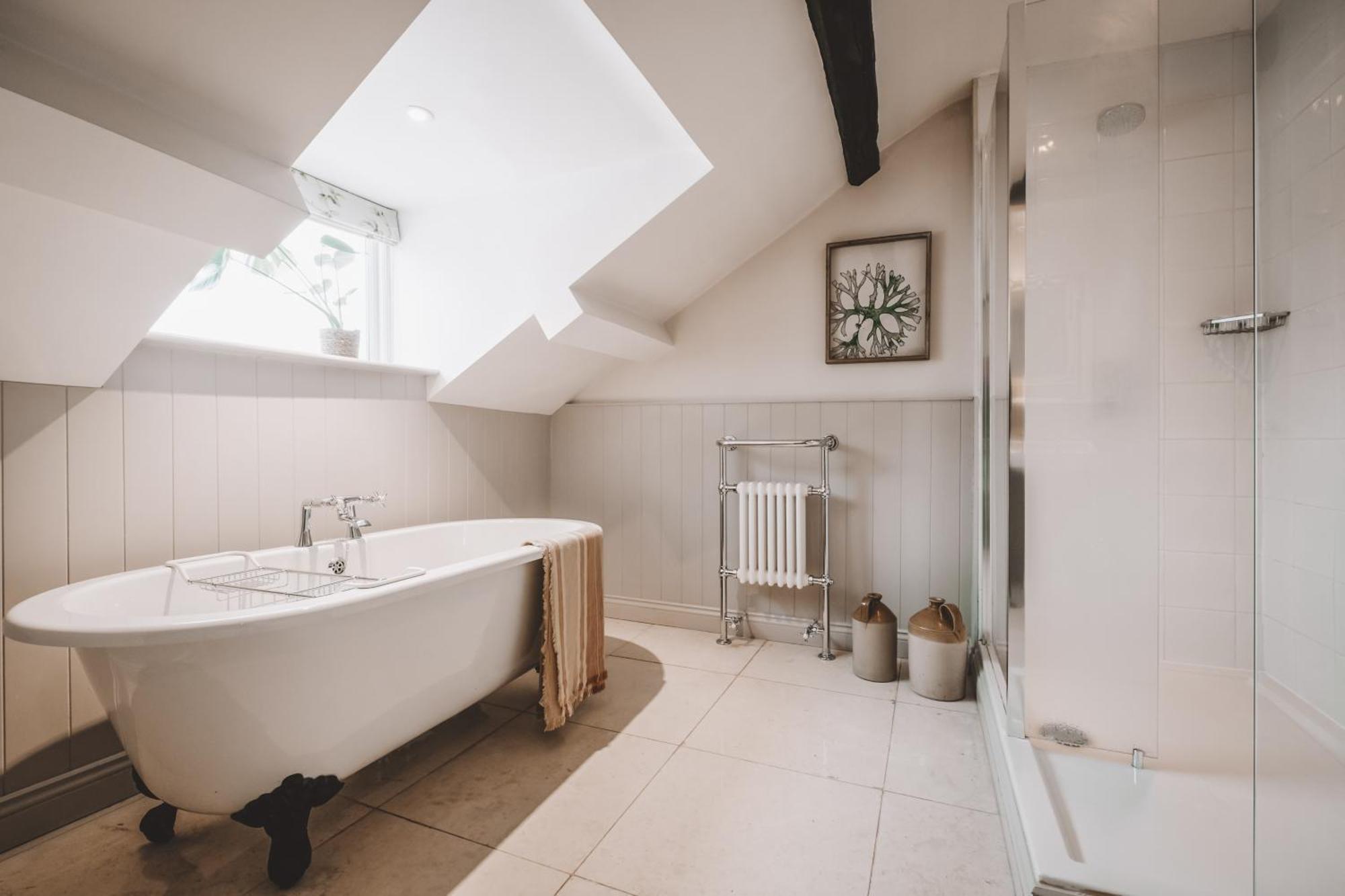 The Hare & Hounds Inn Bowland Bridge ภายนอก รูปภาพ