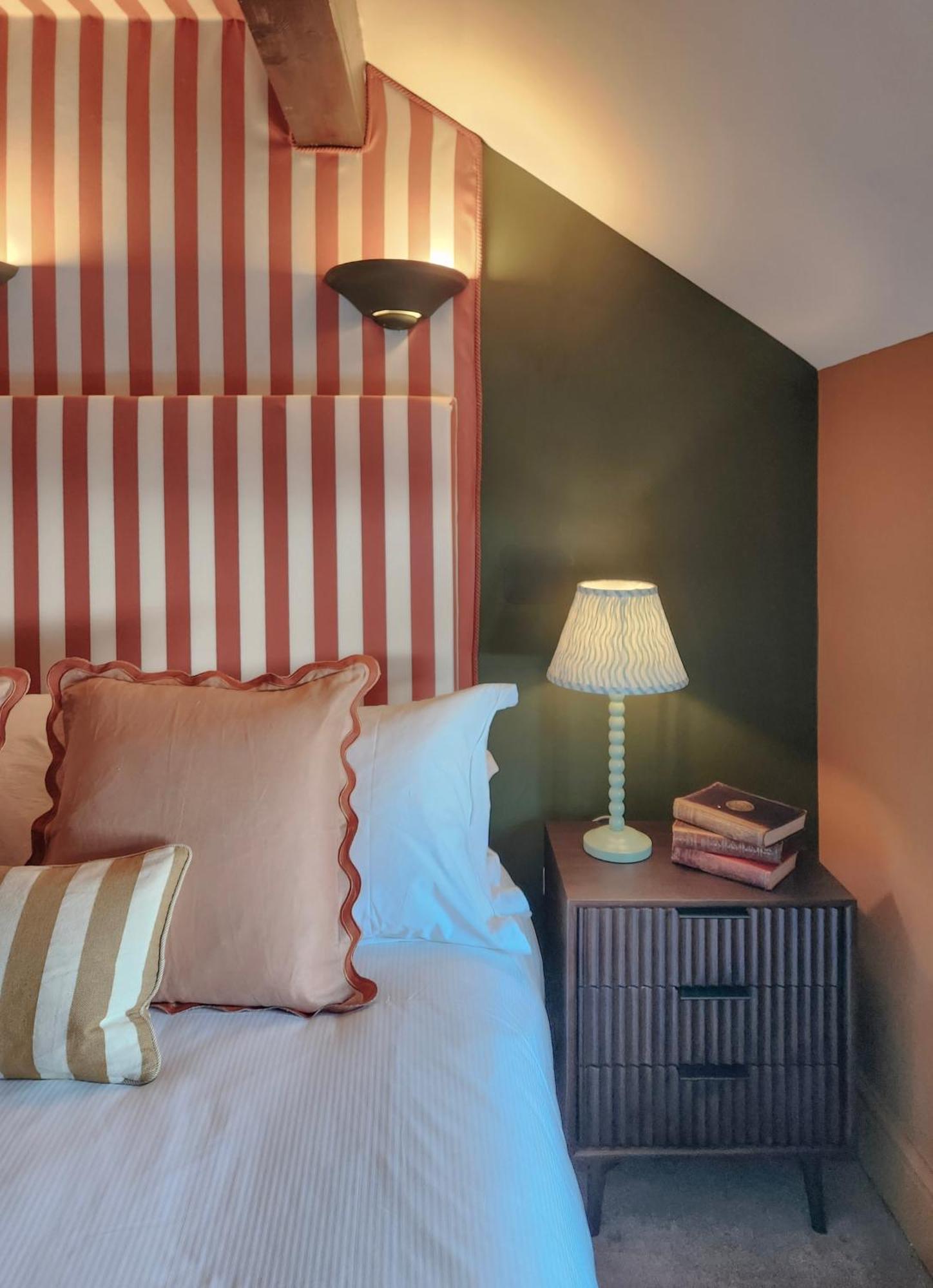 The Hare & Hounds Inn Bowland Bridge ภายนอก รูปภาพ